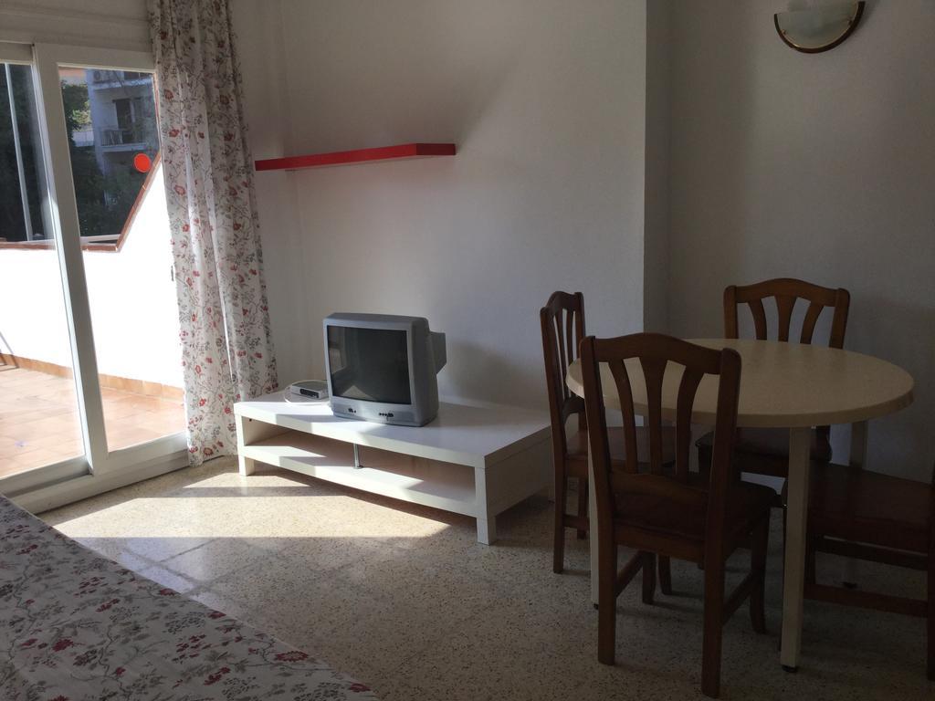 Apartamentos Eva Costa Brava Dış mekan fotoğraf