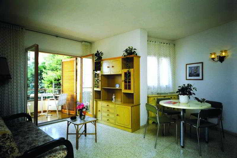 Apartamentos Eva Costa Brava Dış mekan fotoğraf
