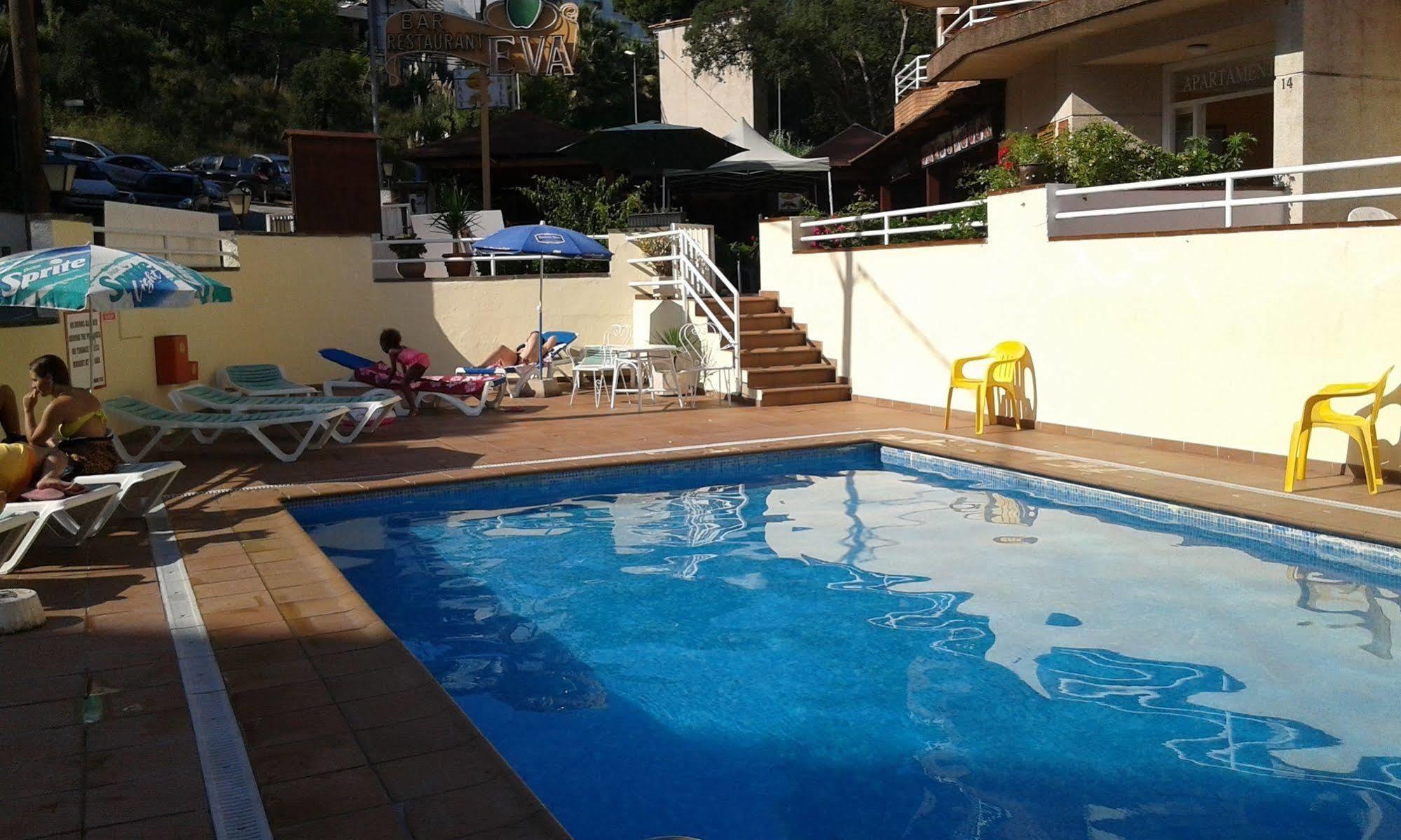 Apartamentos Eva Costa Brava Dış mekan fotoğraf